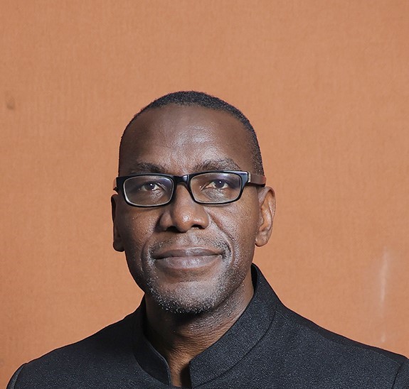 DR. ROBERT KALYESUBULA